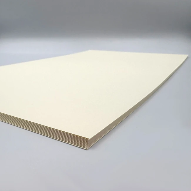 papier do albumu kremowy 300g olin 01.JPEG
