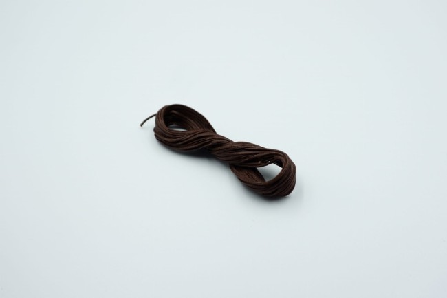 wax-threads-dark-brown.JPG