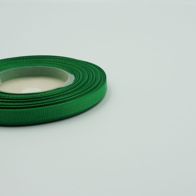 tasiemka przekladkowa trawiasta zielen